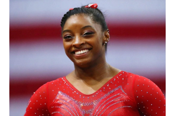 simone_biles_elpandelospobres.jpg